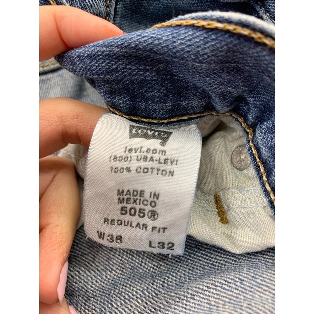 Levi's 505 Jeans Mens 33x32 Blue Denim Light Wash Mid Rise Regular Fit Straight